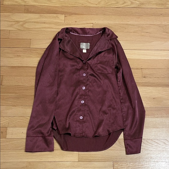 Victoria's Secret Burgundy and Pink Striped Satin Pajamas
Size medium - Picture 3 of 9